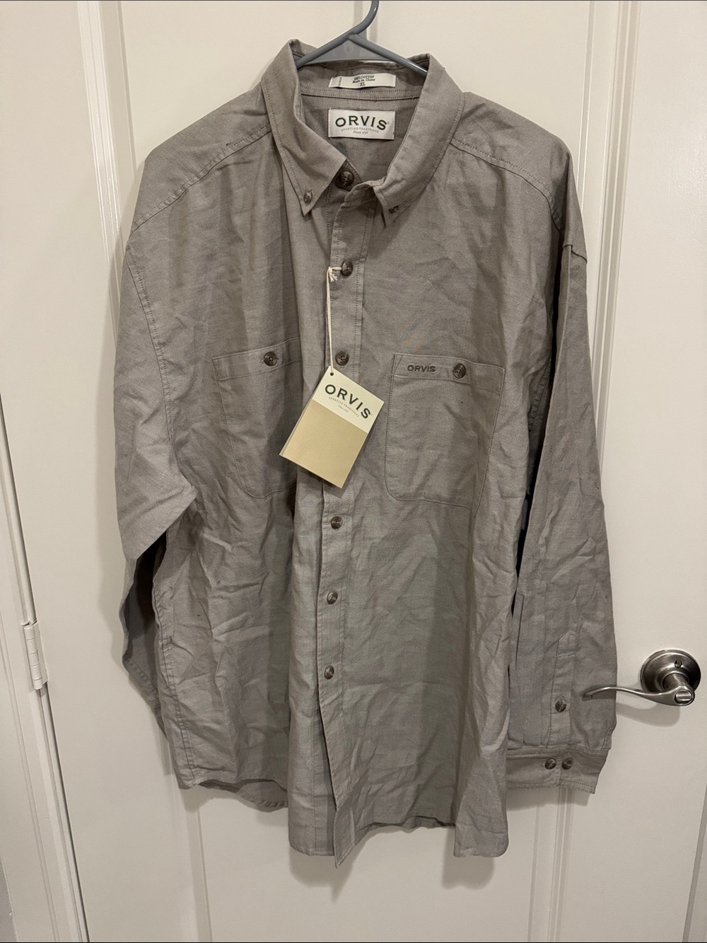 Orvis Men's Khaki Lightweight, Chambray Shirt